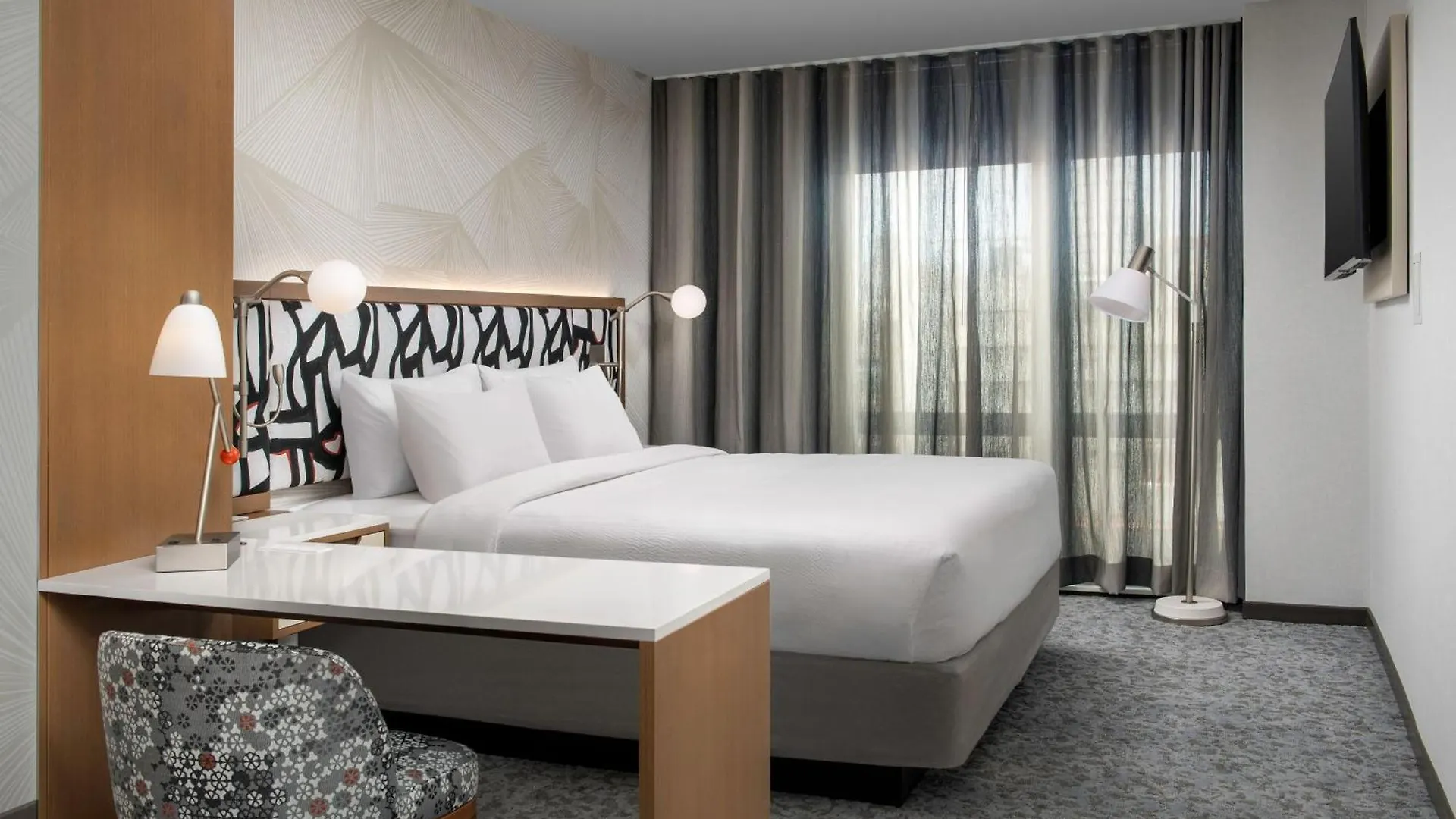 Springhill Suites By Marriott New York Queens